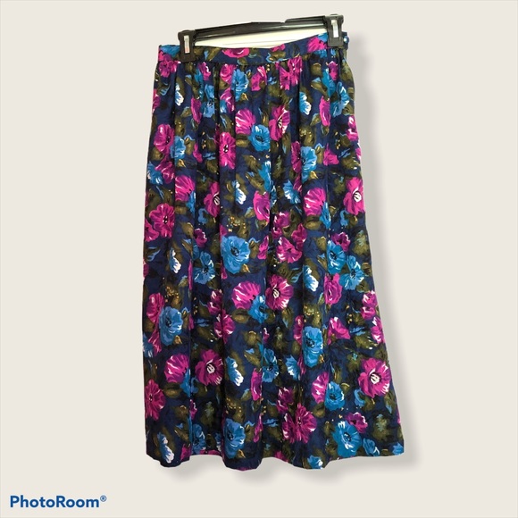 RE II by Gianna Vintage Floral Skirt, S/M - Picture 2 of 9
